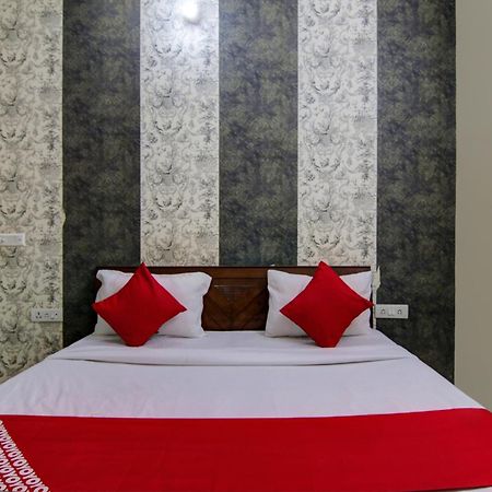 Hotel Yash House Nowe Delhi Zewnętrze zdjęcie