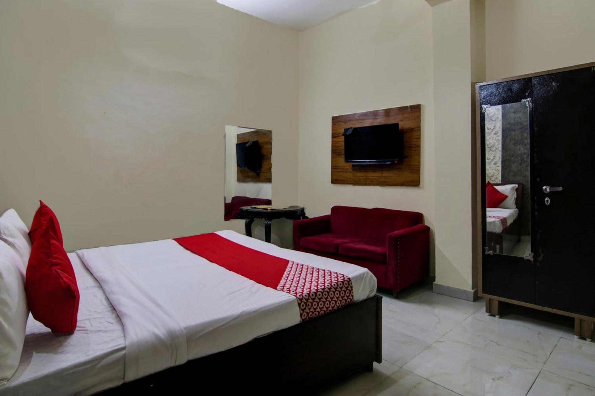 Hotel Yash House Nowe Delhi Zewnętrze zdjęcie