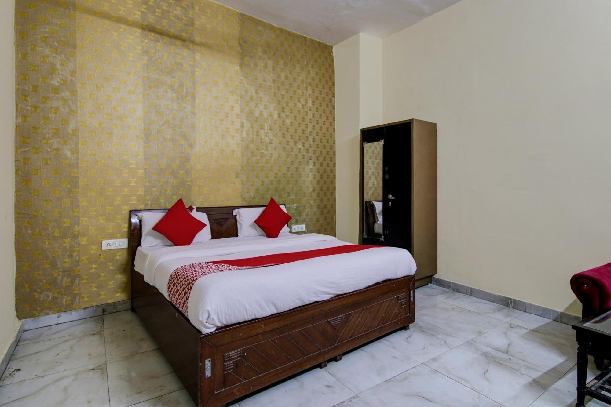 Hotel Yash House Nowe Delhi Zewnętrze zdjęcie